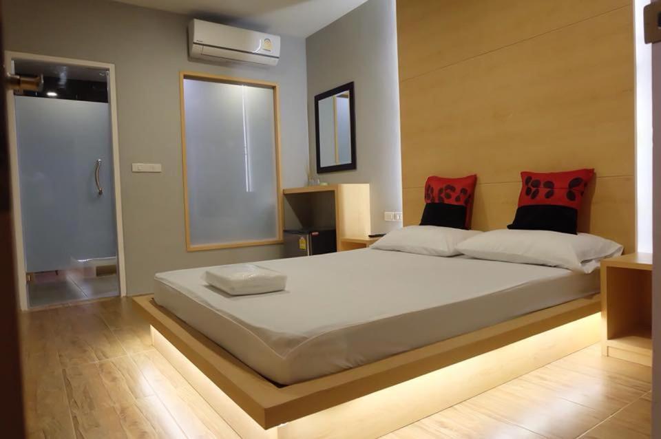 Love Box Resort Bangkok Exterior foto