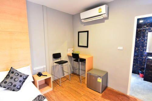 Love Box Resort Bangkok Exterior foto